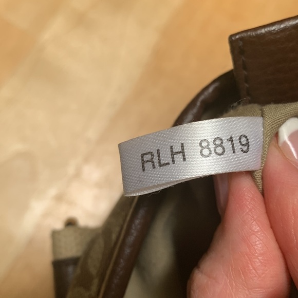 Relic sturdy hand/work bag with multiple inside and outside pockets. - Picture 6 of 16